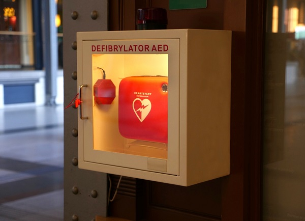 aed-informatie-kopen-werking-kast-ophangen